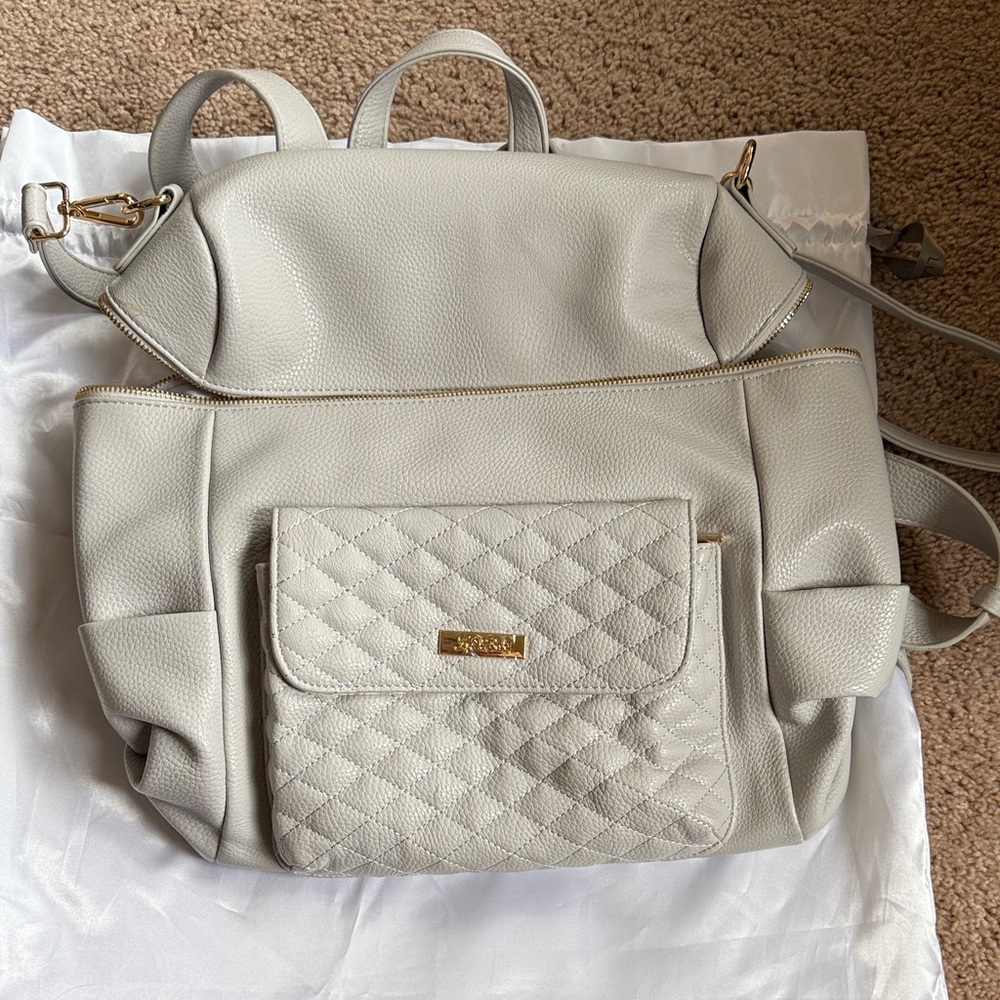 Luli Bebé Monaco Faux Leather Diaper Backpack - Picture 6 of 11